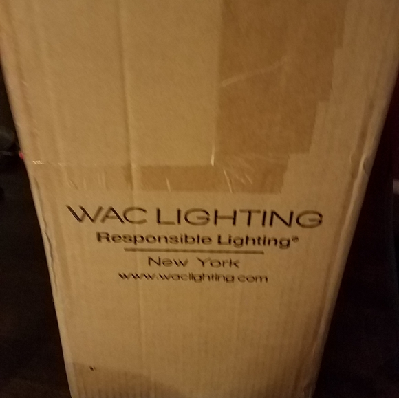 NWT Pendant Light - Picture 13 of 14